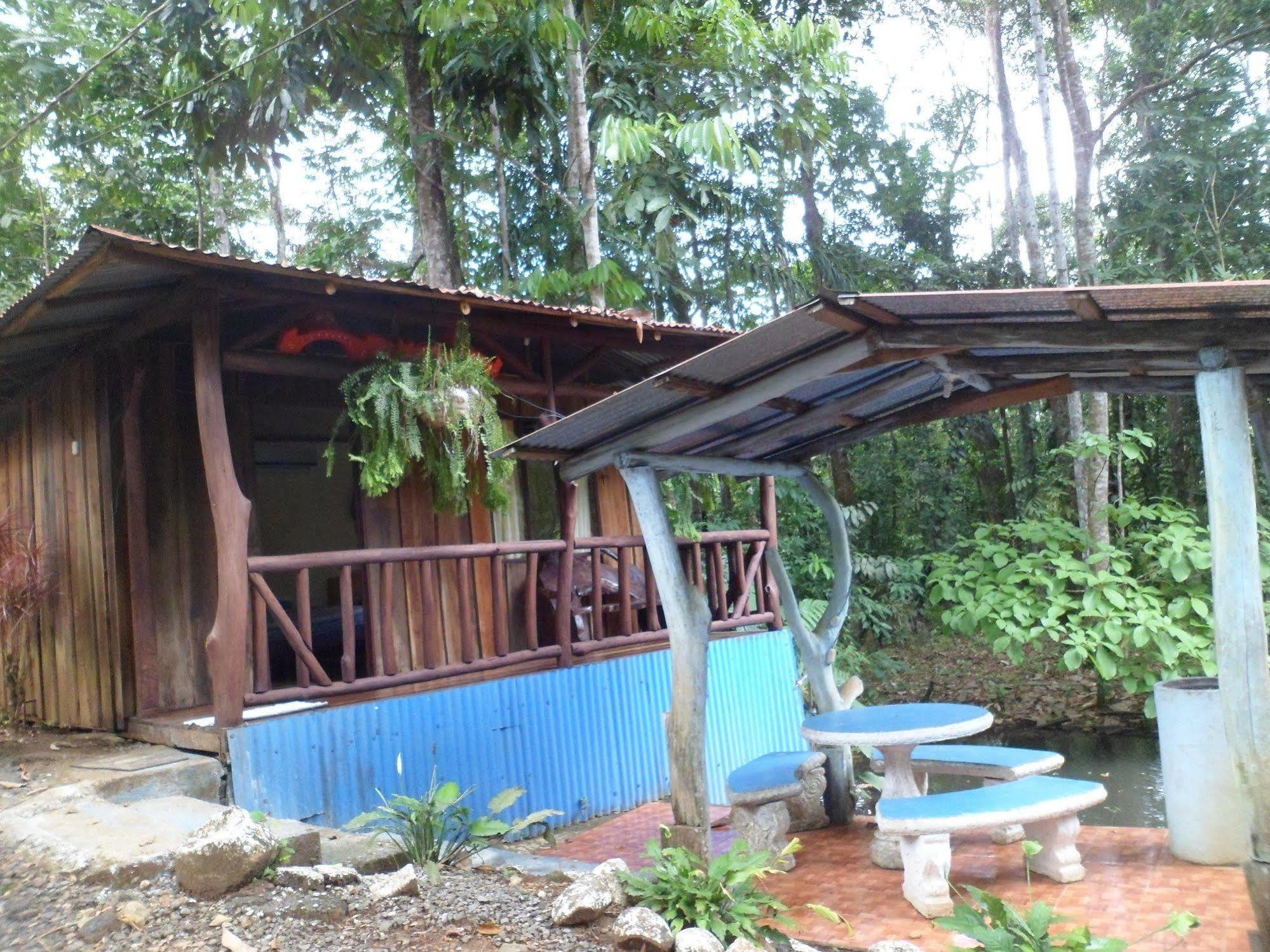 Hotel Valle Azul San Gerardo Esterno foto